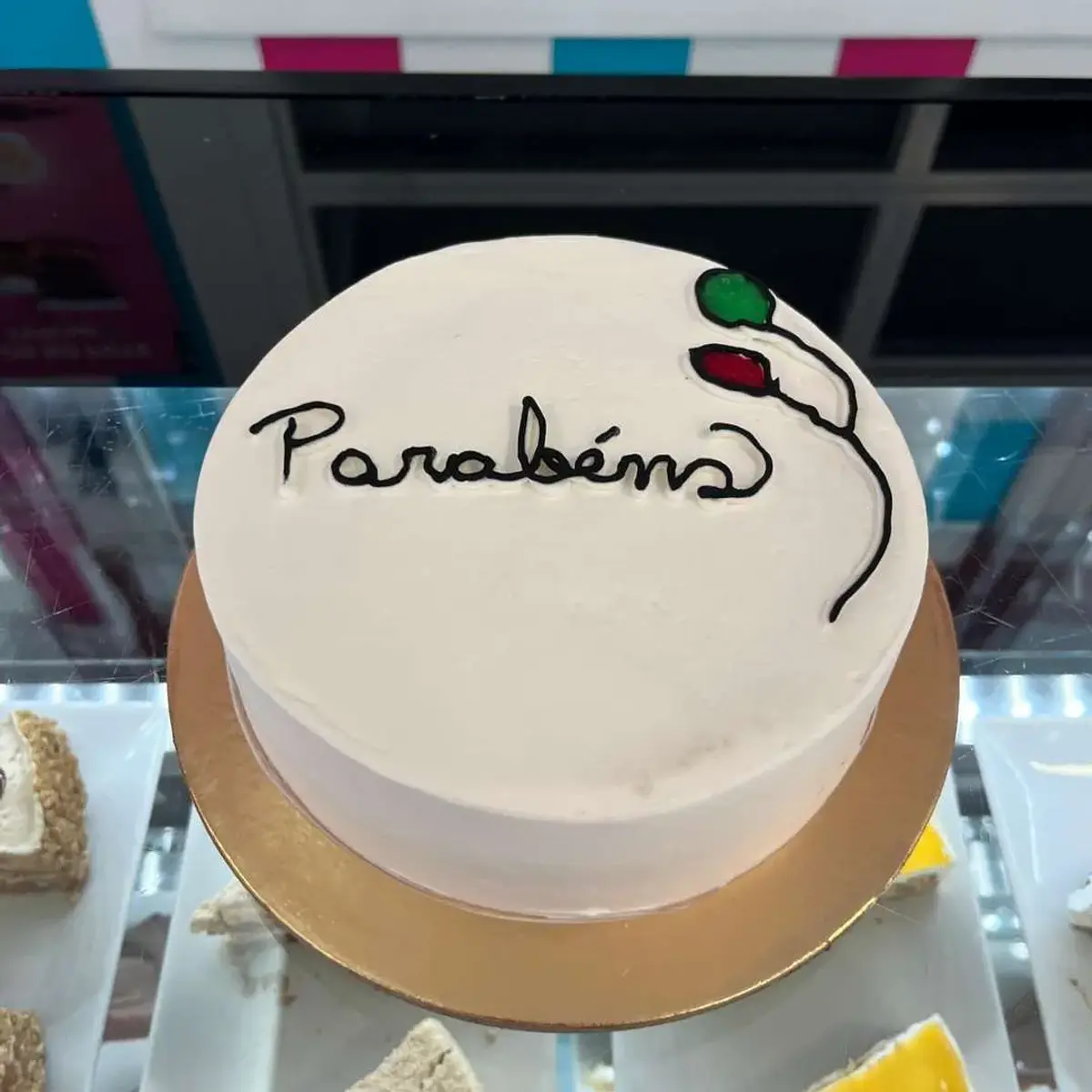 Bolo Aniversário Pequeno